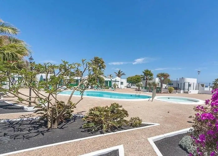Bandama 14! 2 Bedroom Newly Renovated Bungalow, Los Pocillos, Puerto Del Carmen.